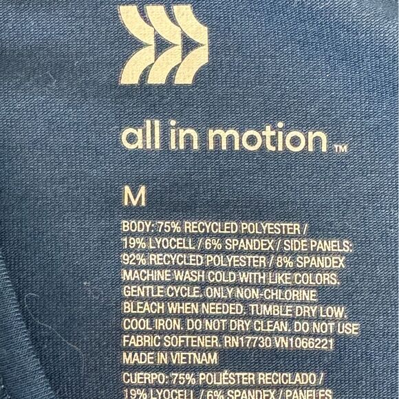 All in Motion Blue Short Sleeve Performance Top M - Picture 2 of 5